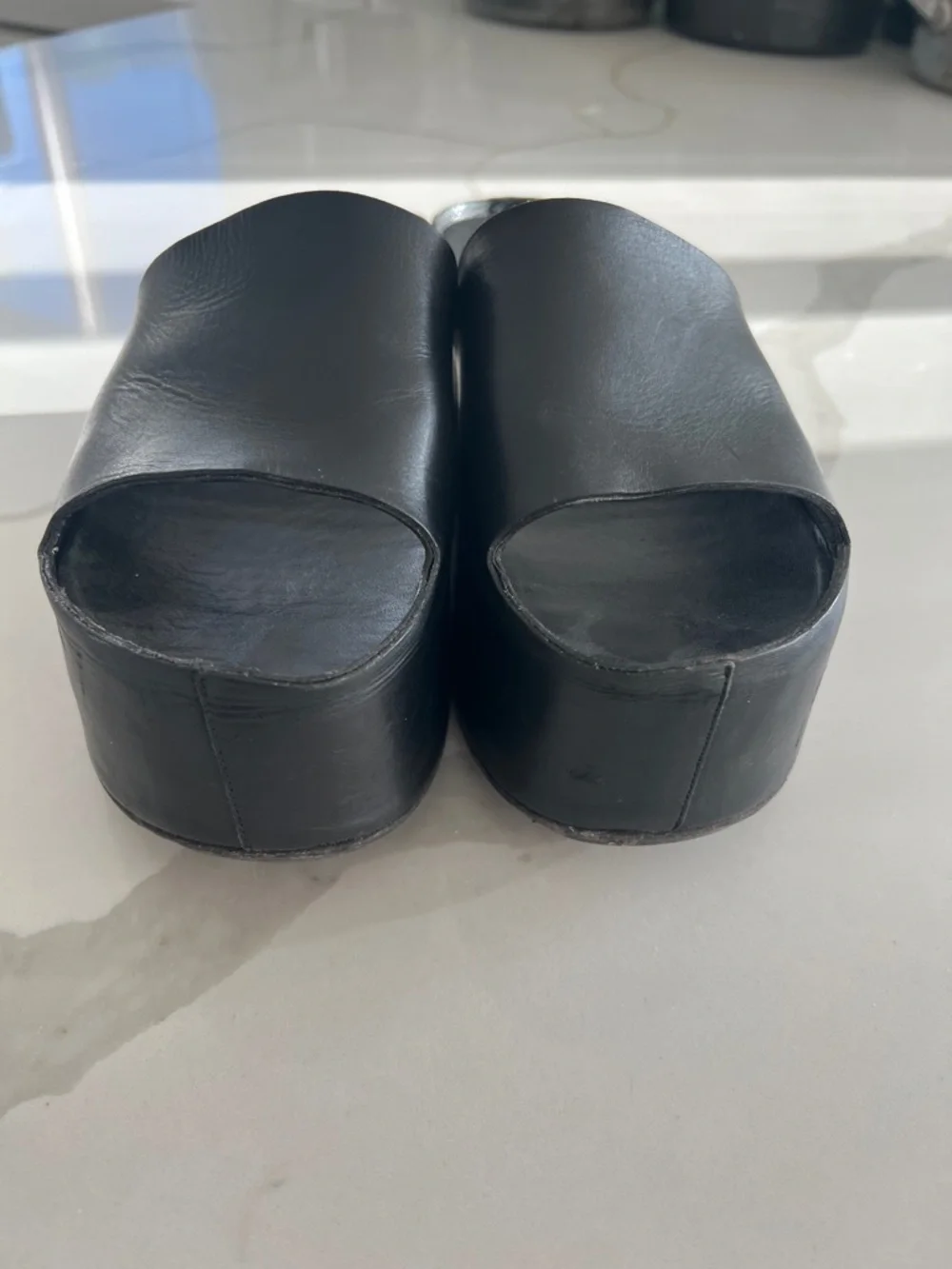 Burberry Black Leather Platform Slide - Picture 4 of 7